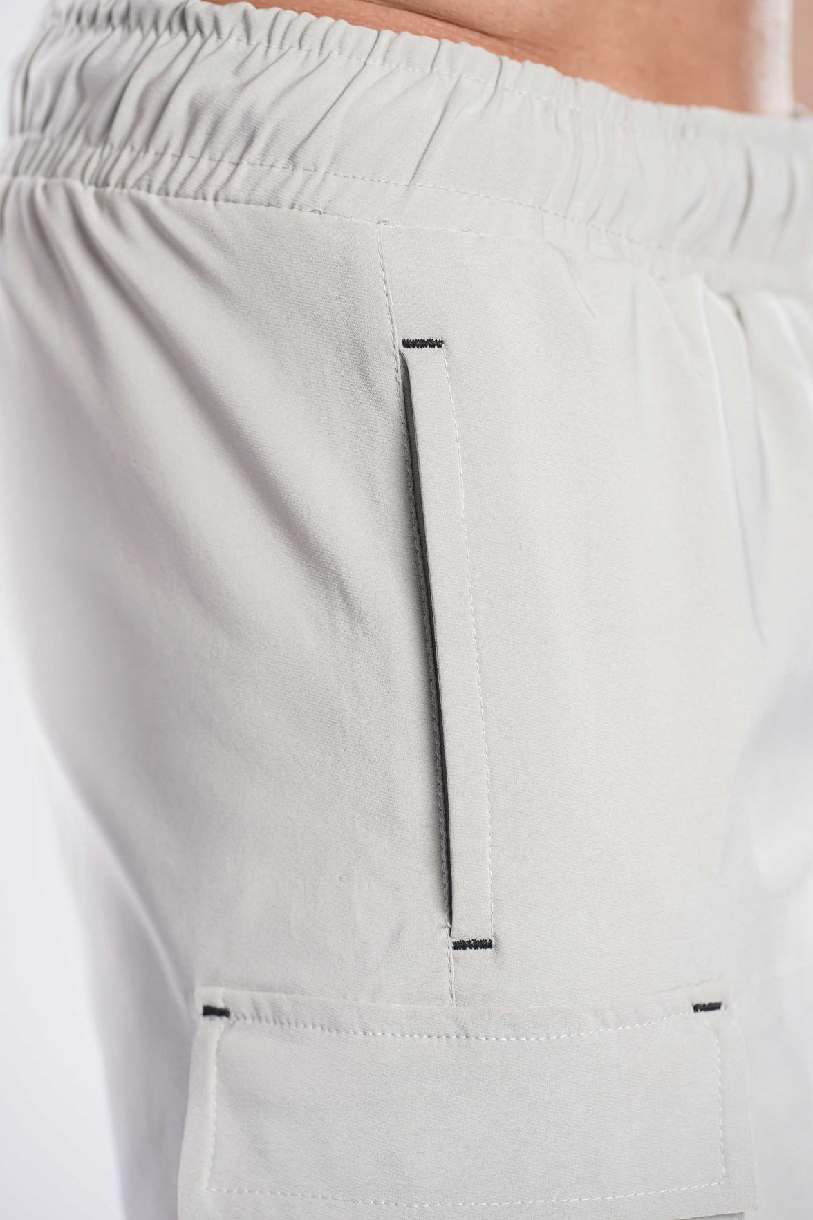 Metal Gorilla Cargo Shorts [ OUTLET ]