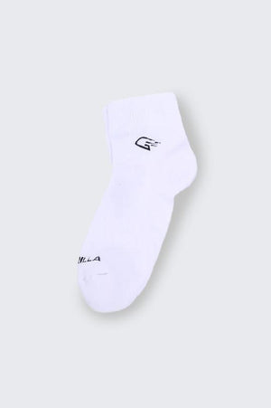 Vain white socks