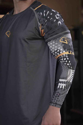 Maverick arm  ( 2 Pecs )