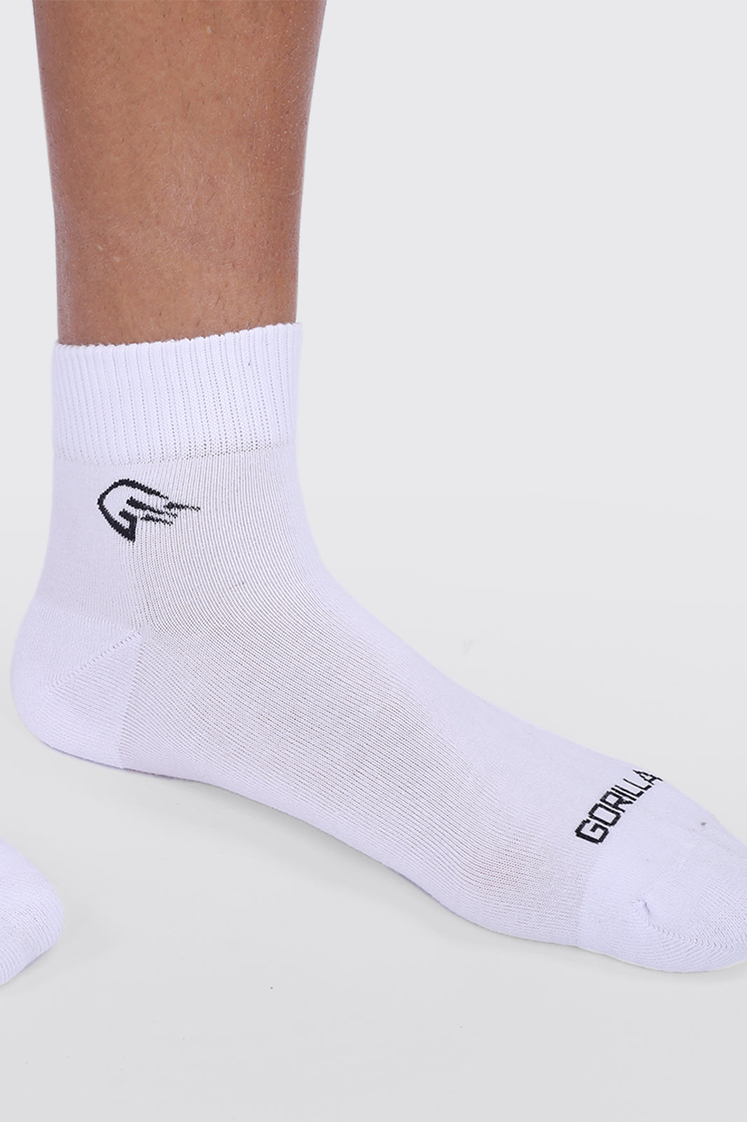 Vain white socks